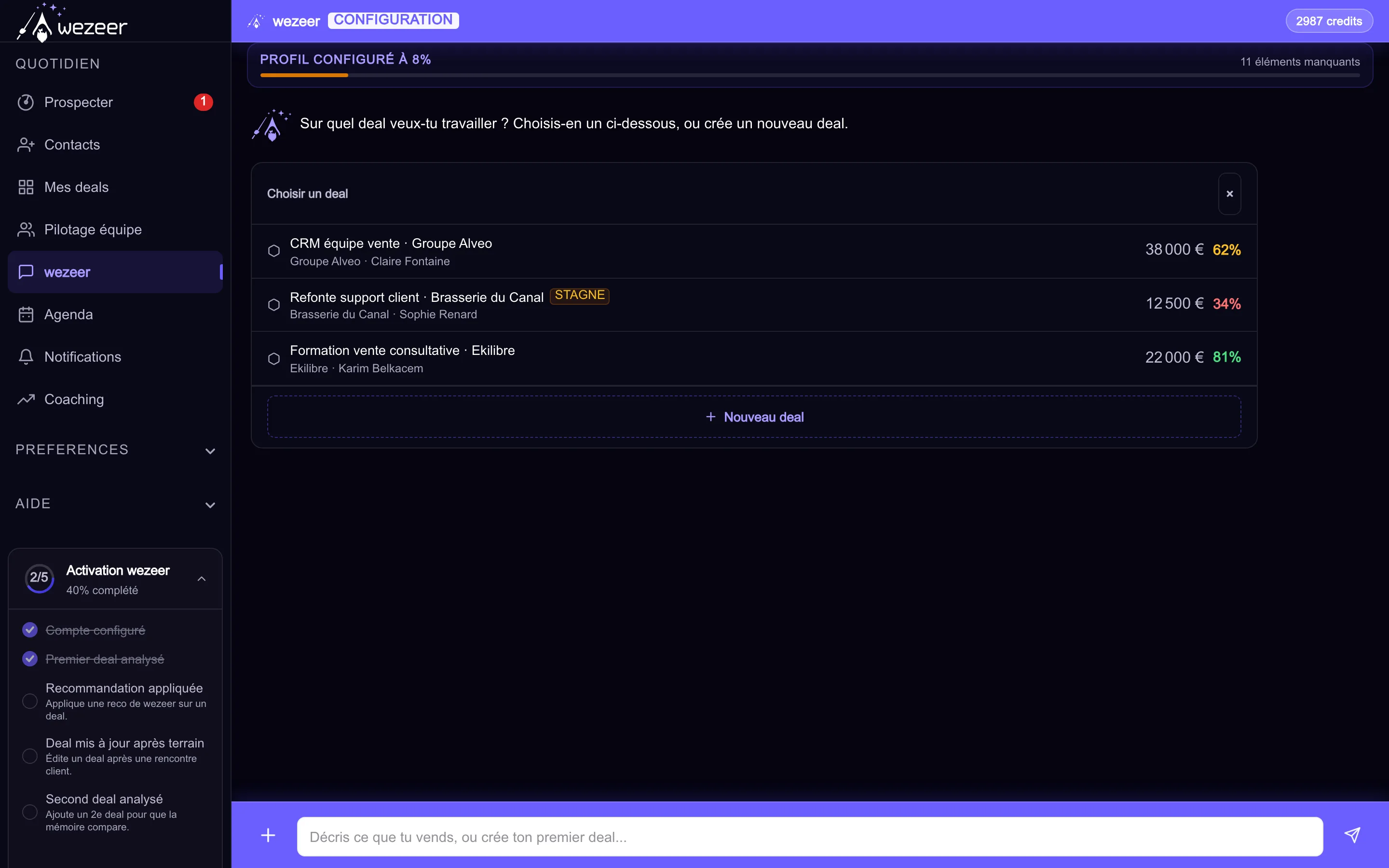 Fenêtre de conversation de l'assistant wezeer avec un message de l'utilisateur et une réponse structurée de l'IA affichant les informations du deal.